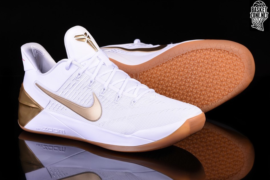 kobe big stage shoe