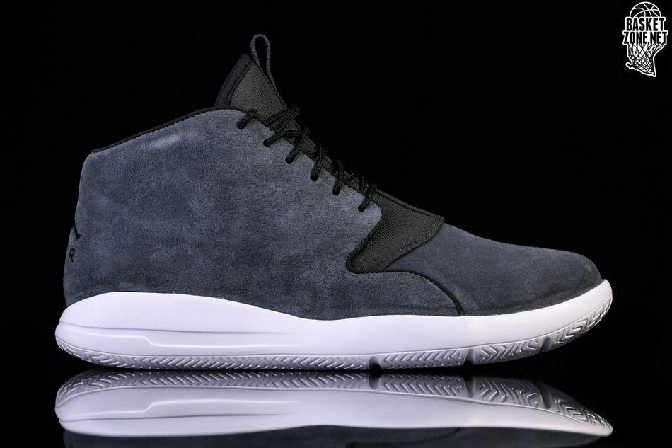 nike eclipse chukka