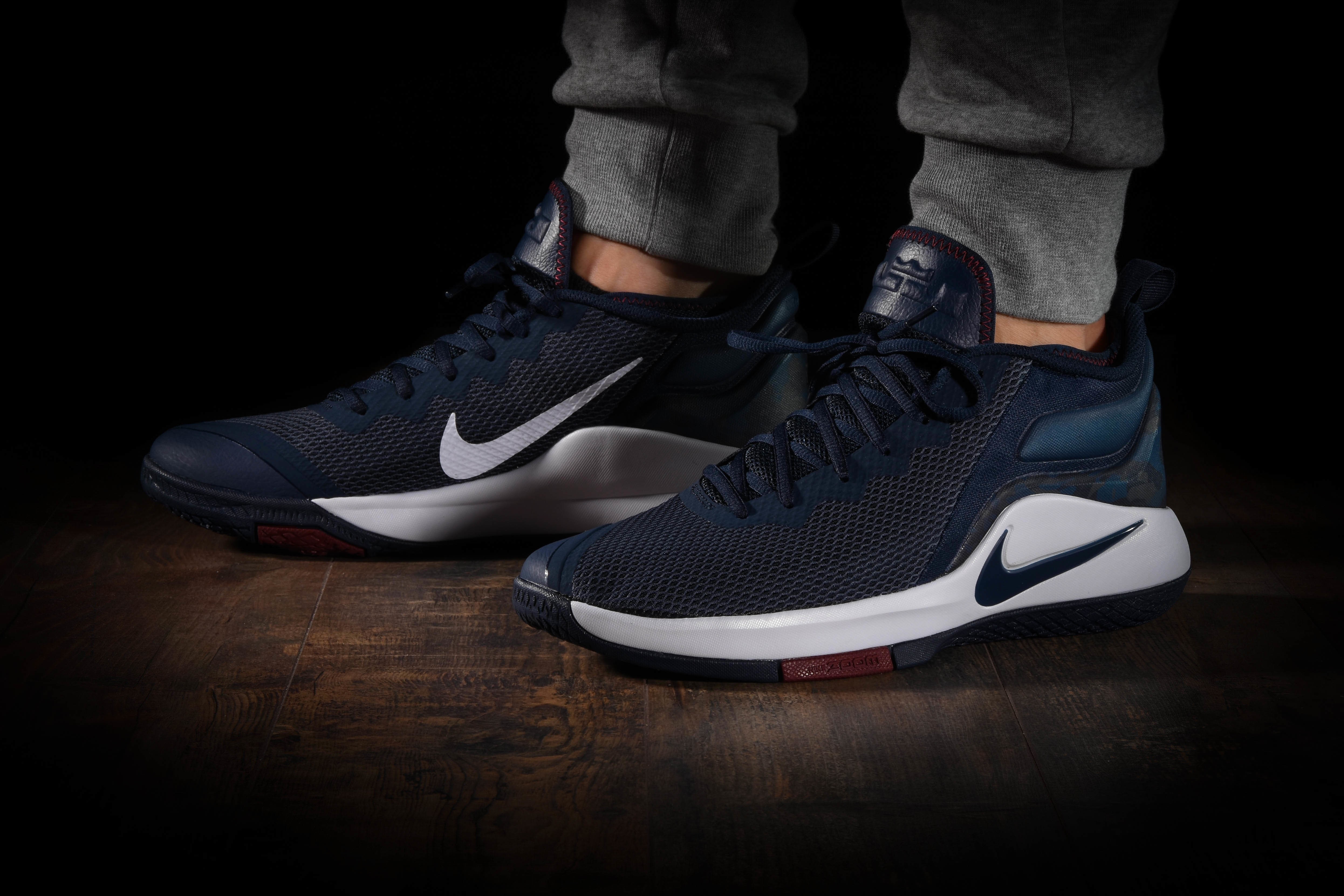 NIKE LEBRON WITNESS II COLLEGE NAVY