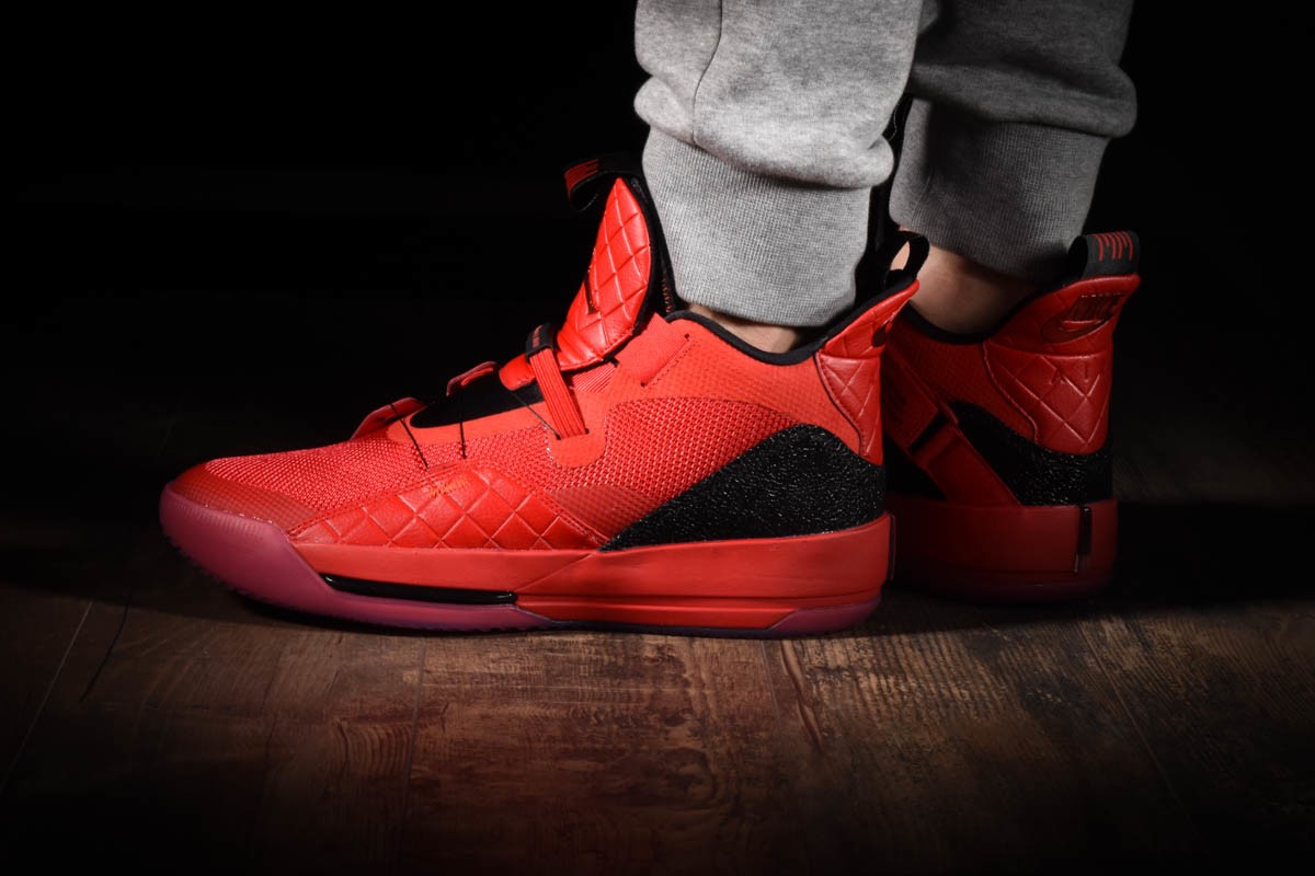 Air jordan 33 red and black on sale