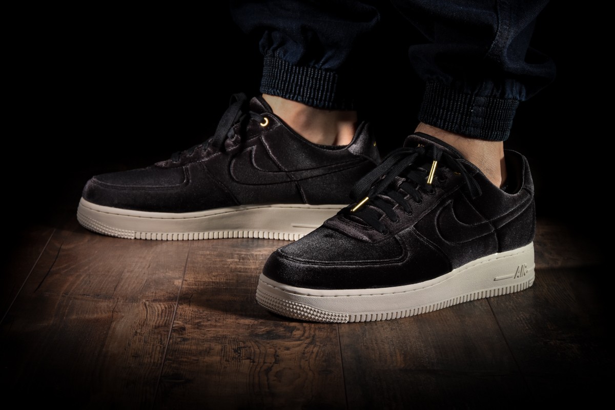 NIKE AIR FORCE 1 '07 PRM 3 for £100.00 