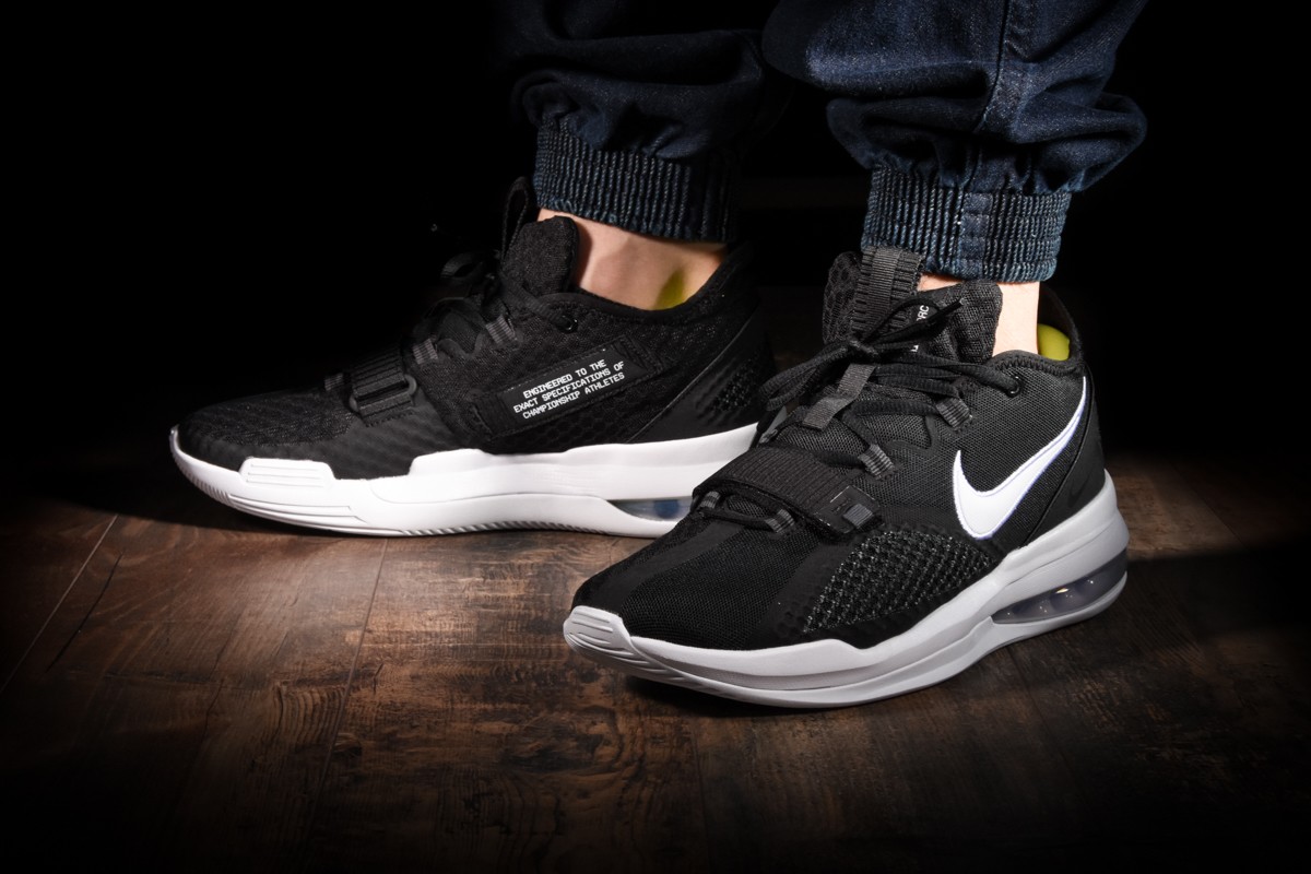 NIKE AIR FORCE MAX LOW for £105.00 