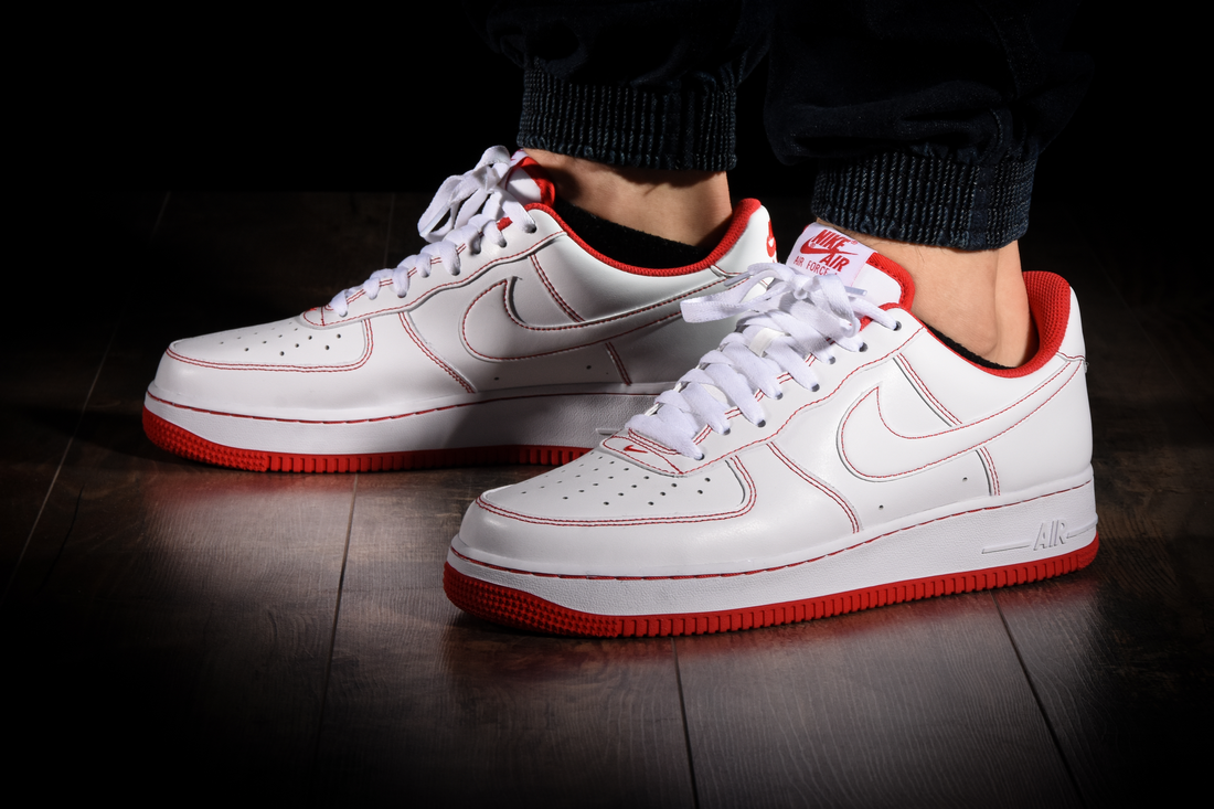 NIKE AIR FORCE 1 LOW 07 WHITE BLOODLINE per 165 00 kicksmaniac