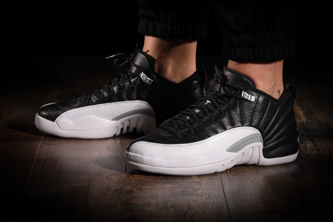 NIKE AIR JORDAN 12 RETRO LOW GS PLAYOFFS