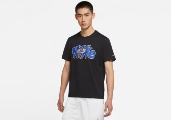 NIKE LOGO LIL' PENNY TEE BLACK