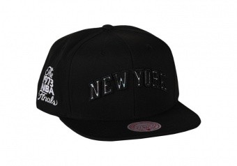 MITCHELL & NESS IRIDESCENT WORDMARK SNAPBACK HWC NEW YORK KNICKS